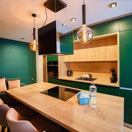Green Velvet City Retreat Oradea Εξωτερικό φωτογραφία