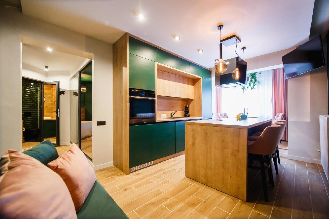 Green Velvet City Retreat Oradea Εξωτερικό φωτογραφία